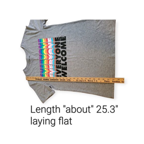 Everyone Welcome Pride Tee, Size XL NWT - Picture 7 of 9